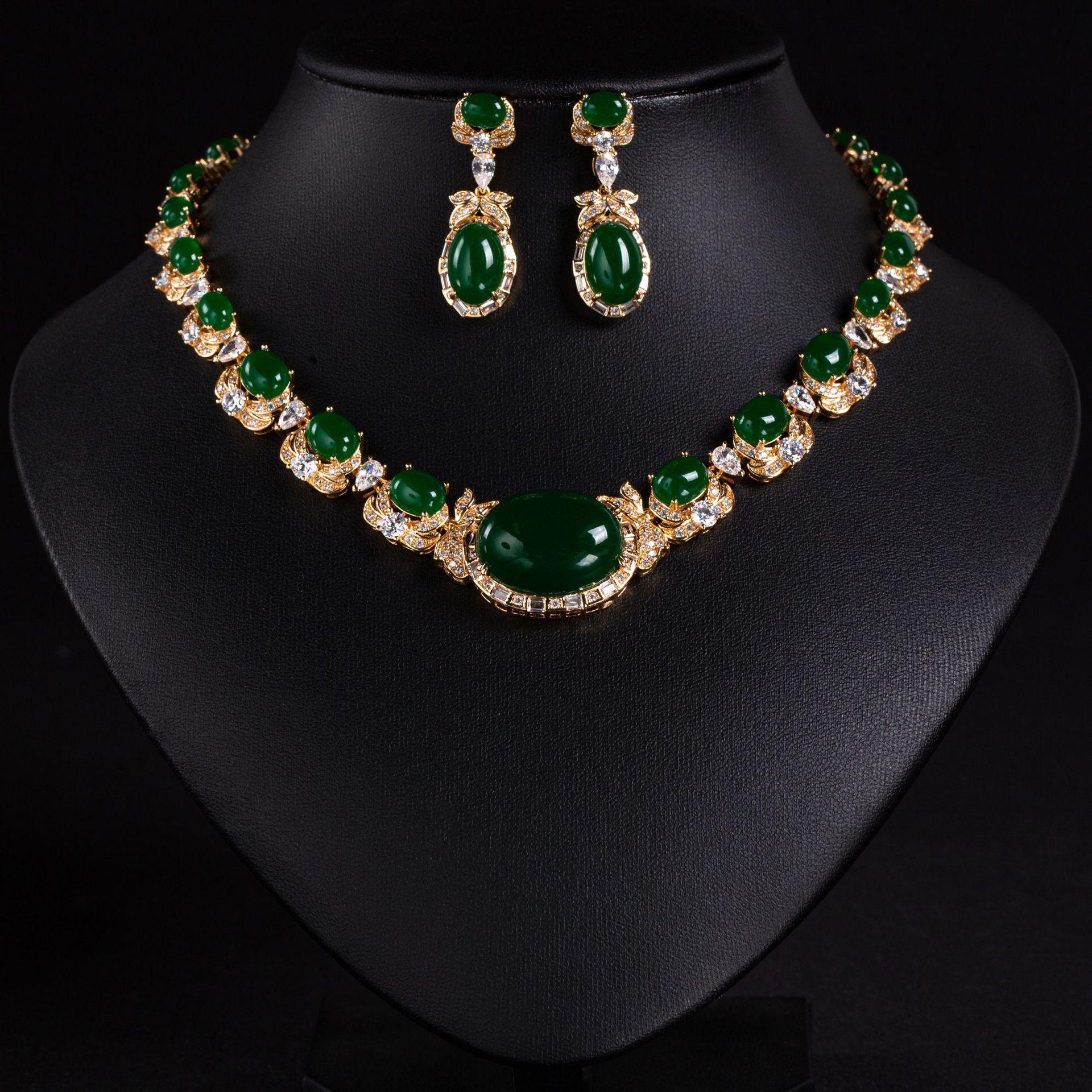 

Luxury Beautiful Onyx Green Whitening Jewellery Necklace and Earrings 2 Pcs Wedding Party Gift Dubai Women Prom M-583 resizable зелений