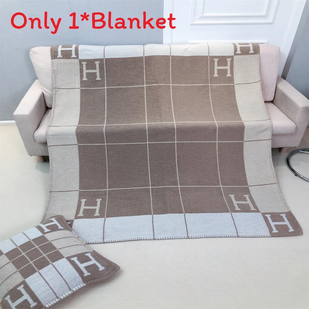 Modern And Simple Style Cashmere Blanket For Office Nap Sofa And Camping