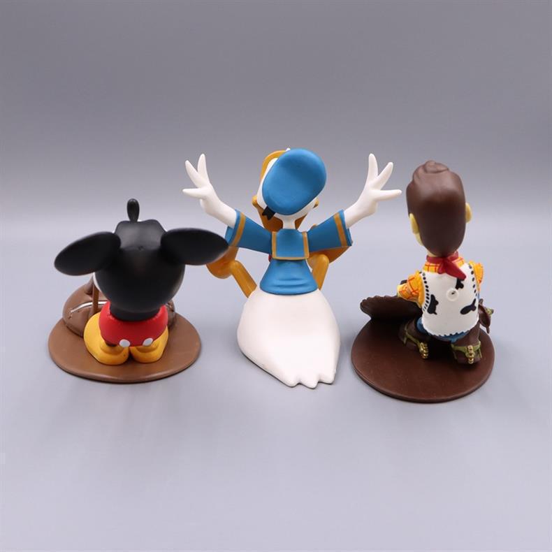 Mickey Mouse No-Punch Doorstop: Cute Anti-Collision Home Ornament.