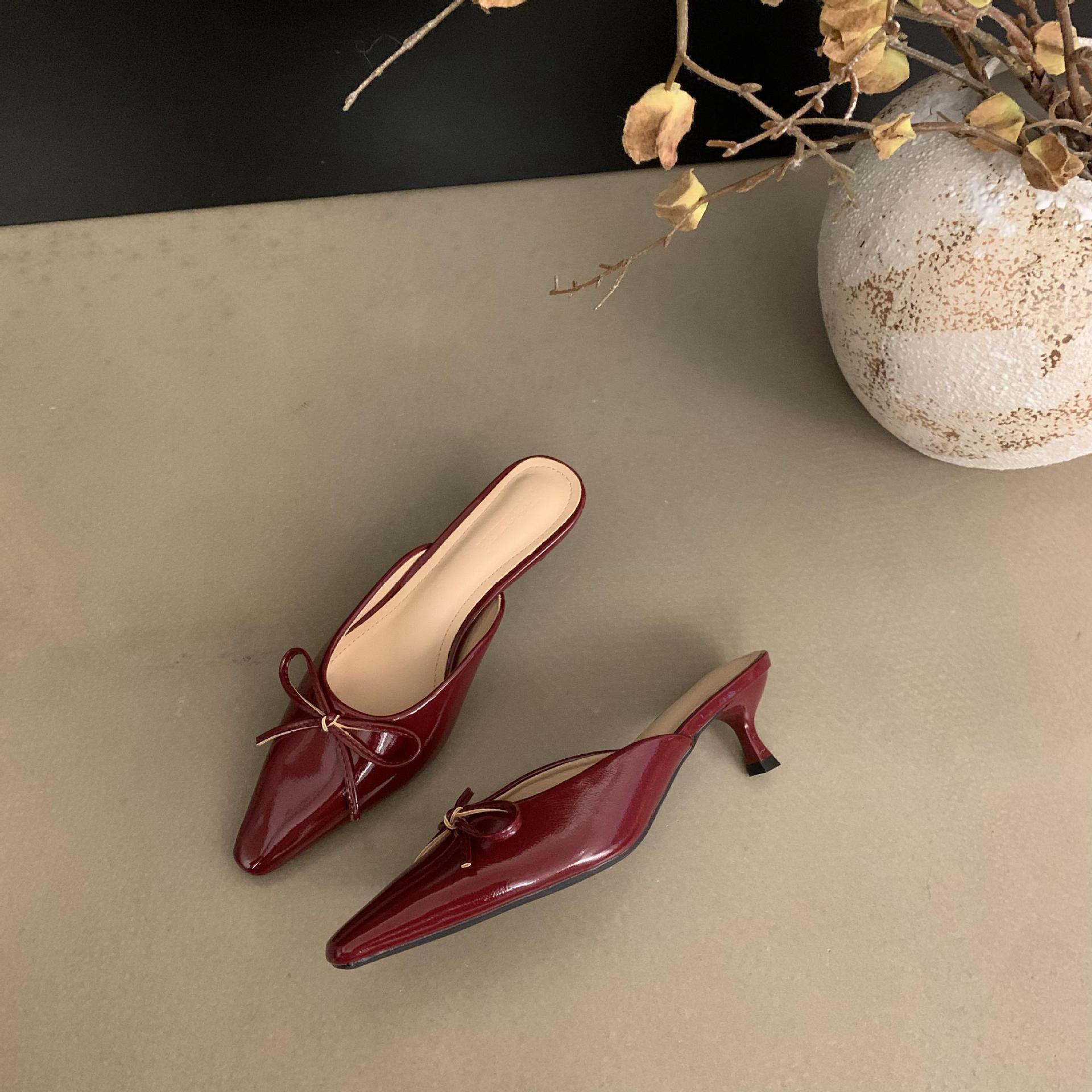 

Летом 2025 года новые туфли Muller на среднем каблуке с бантом, полутапочки-мешки, женские туфли большого размера на высоком каблуке, классные тапочки 42 бордовый