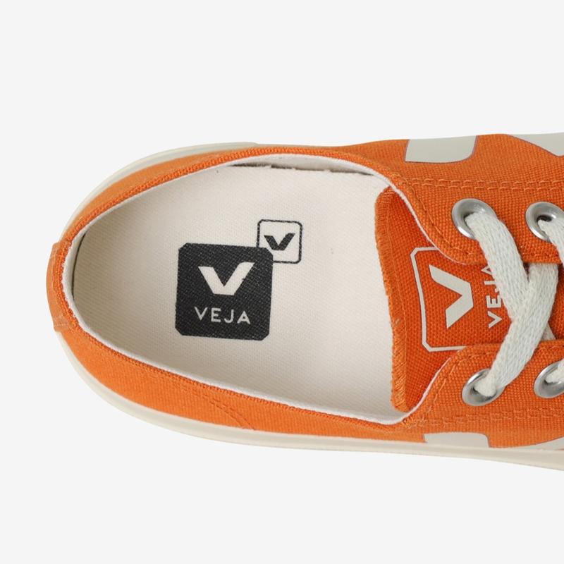 Veja Wata Ii Low Canvas Sneakers Svju231pl01 175