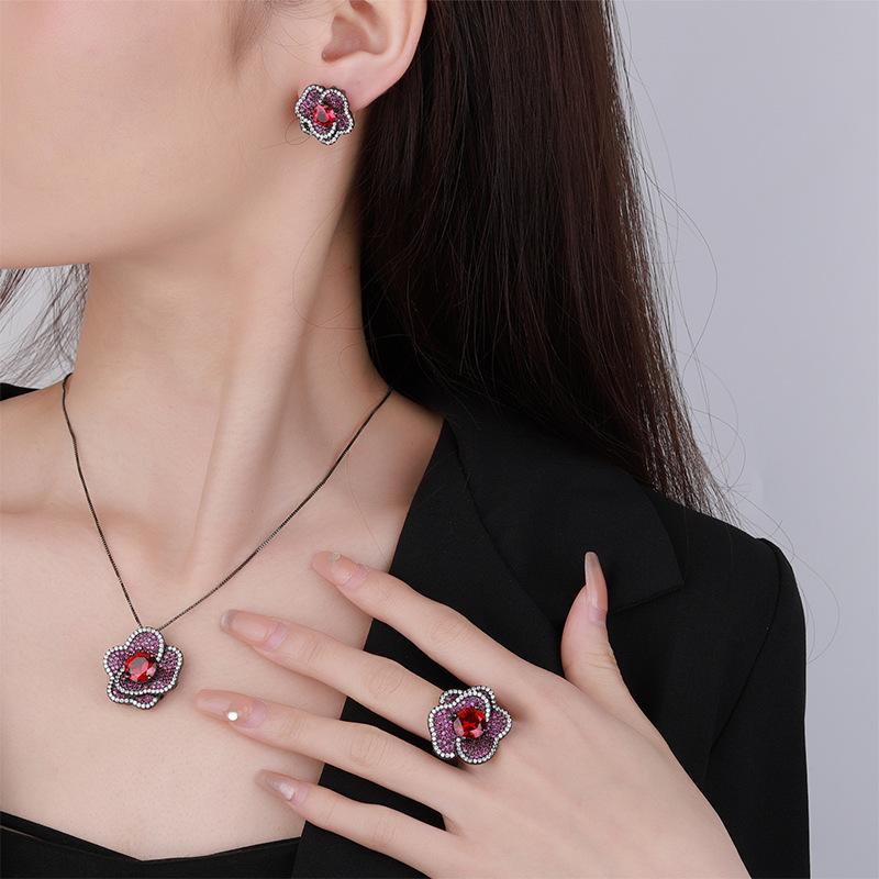 Jewelry Copper Bottom Gold-Plated Simulation Red Corundum Flower Black Gold Suit Female 10-8Mm