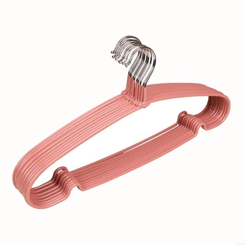 62KD Plastic Clothes Hangers Nonslip Shoulders Protect Clothes Storage Solution