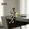 Patio Landscape Decoration Resin Alien with Beer Glass Figurine, Decorative Desktop Ornament, Creative Table Exquisite Hand Carved Statue for