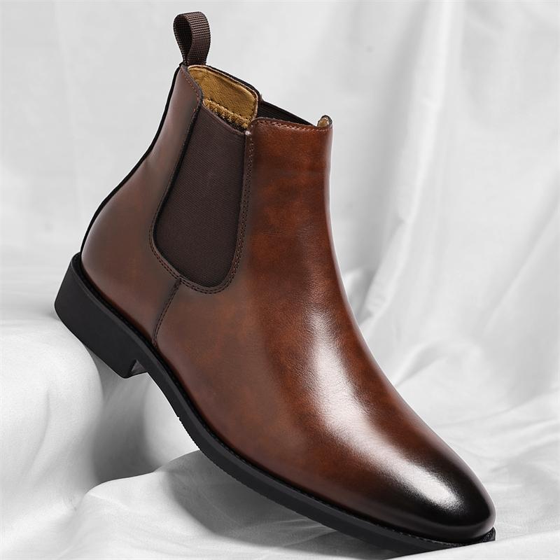 Luxury New Designer Pointed Patent Leather Casual Chelsea Ankle Boot for Men Brand Winter Fashion High Tops Shoes Zapatos Hombre