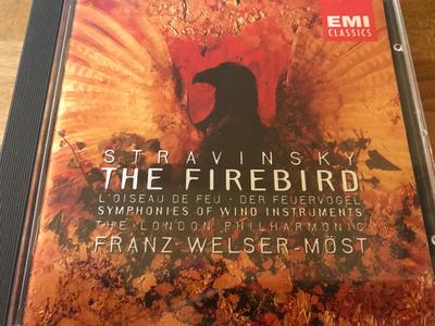 CD STRAVINSKY, WELSER-MOST; LPO - Firebird / Symphonies of Wind Instr 724355503022 EMI Classics 1994 Netherland Classical Used