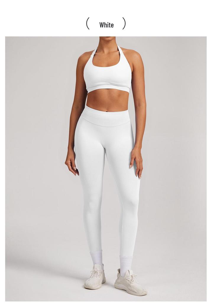 Seamless Matte Nylon Yoga & Running Pants with Hip-Enhancing Waist
