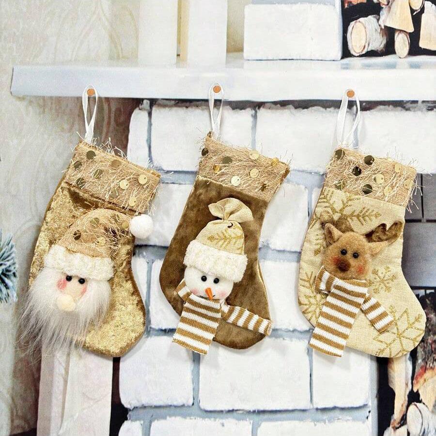

3-piece Classic small Yellow Christmas Stocking Decoration Set, Featuring Santa Claus, Snowman And Reindeer, Fireplace Ornament. 12x17cm светло-желтого