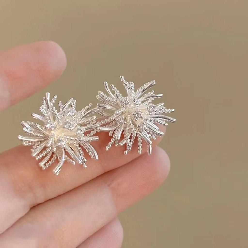 Cercei Foc de Artificii Alb-Argintiu: Design Chic 2025, Cercei din Argint 925, Eleganti și Versatili.