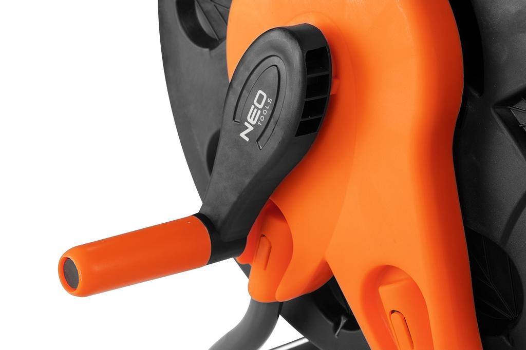 Garden hose stand, plastic, up to 60 m of 1/2" hose