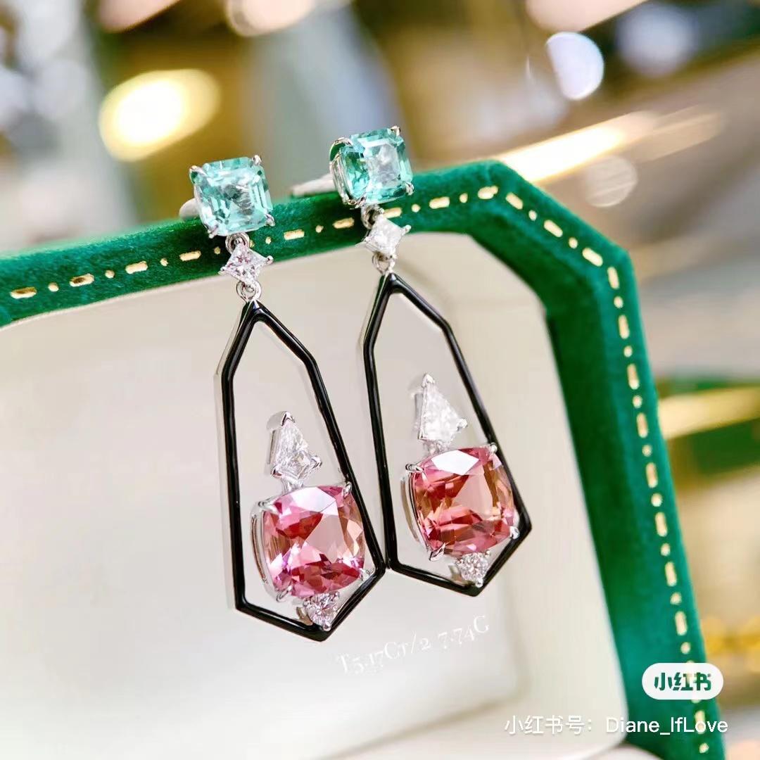

Геометрические Красочные Блестящие Квадратные Серьги с Цирконом для Женщин с Клеймом Модные Новые Ювелирные Изделия Вечеринка Свадьба Подарки