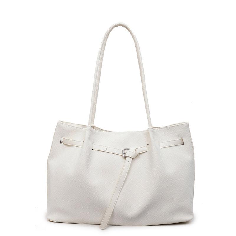Large capacity niche design high sense women shoulder bag long handle armpit bag commuting large capacity handbag