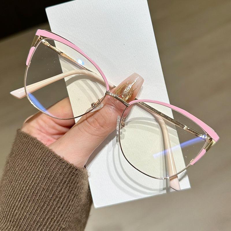 

New Anti Blue Light Glasses for Men and Women, Versatile Glasses with Metal Frames, Fashionable and Ultra Light Flat Lenses розовый