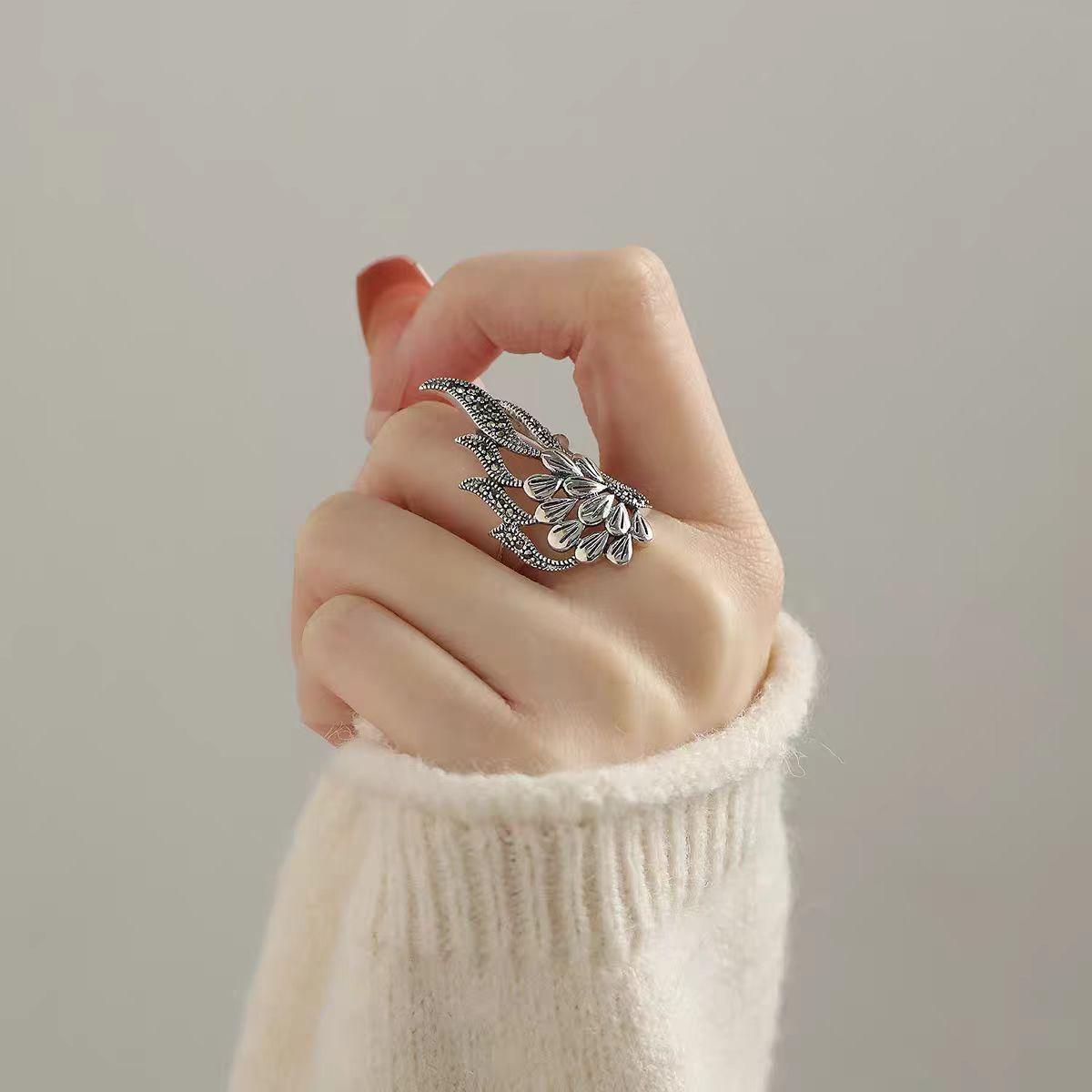Old peacock open screen ring opening adjustable index finger ring