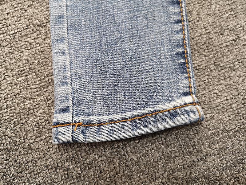 Jeans Skinny Denim Dimagranti Strappati con Perline Europee per Donna - Collezione Estate 2026