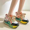 Nuove scarpe vulcanizzate decorative con catena di perle iridescenti con lacci da donna, sneakers con plateau da donna, scarpe da donna