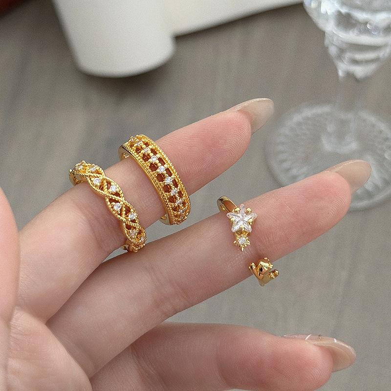 Medieval Light Luxury Diamond-Encrusted Zircon Cat Weave Pattern Hollowed Out Full Diamond Opening Ring Niche Stacked High-End Ring