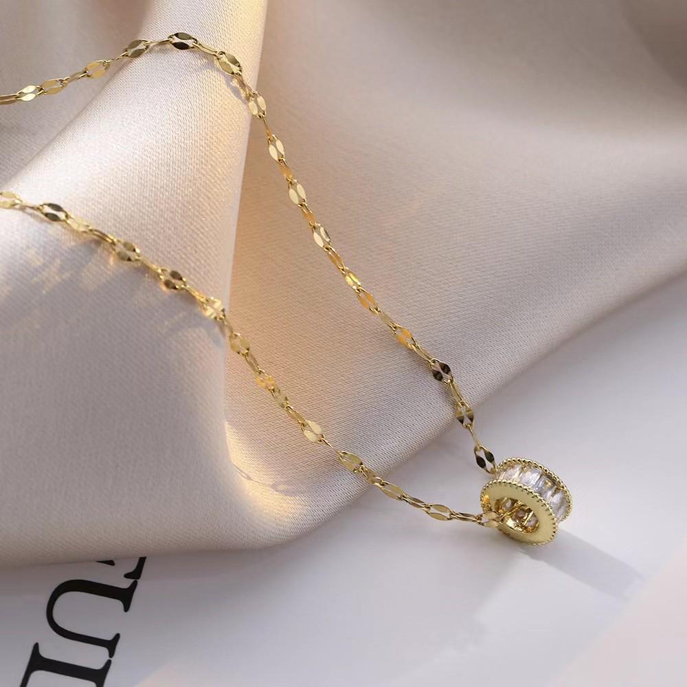 Women's Zircon-Inlaid Titanium Steel Slim Waist Necklace - Stylish & Versatile Collarbone Chain
