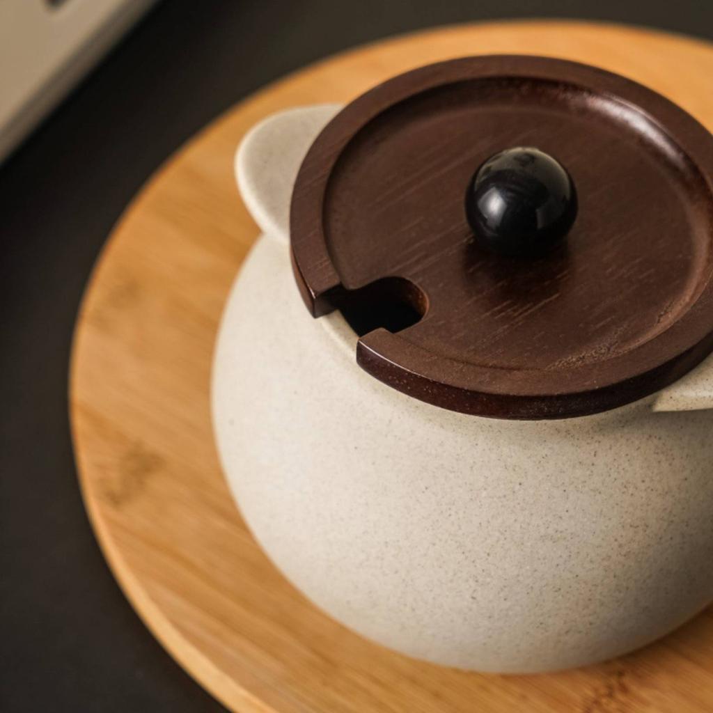 Lard Jar Ear Handles Ceramic Food Storage Jar Ceramic Canister with Lid Beige Lidded Container Easy to Clean for Kitchen