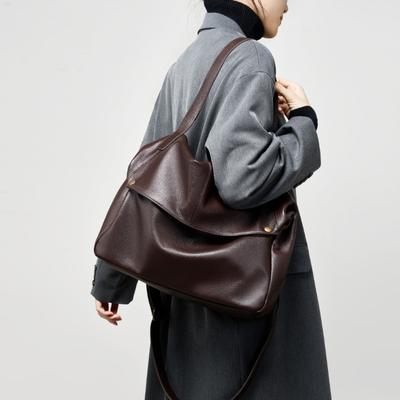 2025 Winter New Large Capacity One Shoulder Genuine Leather Big Bag European and American Style Soft Leather Tote Simple Casual Women's Bag