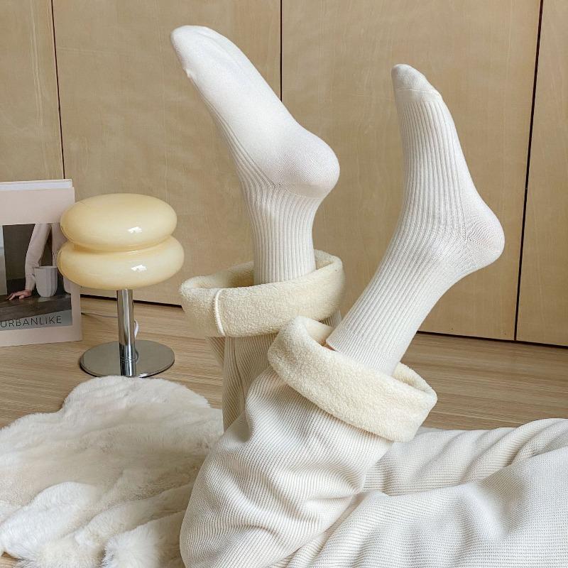 Women's Mid-calf Socks, Autumn and Winter Fleece and Thickened Pile Socks, Warm and Soft Winter Sleep Socks