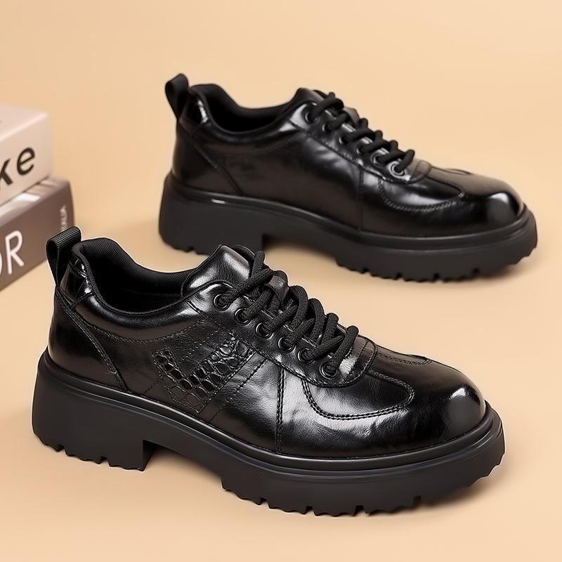 Fashion Casual Leather Shoes Men Thick Bottom High Quality Running Sneaker Outdoor Lace-Up Antiskid Business Shoes Flat Designer Shoes