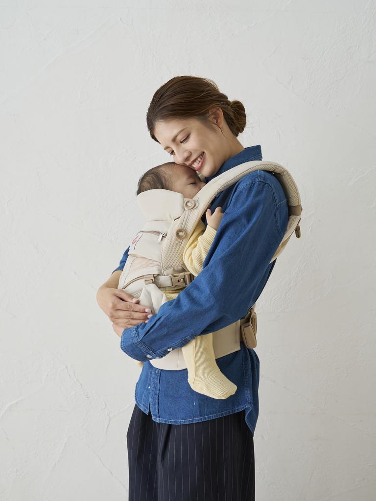 Ergobaby OMNI Classic Natural Beige Baby Carrier