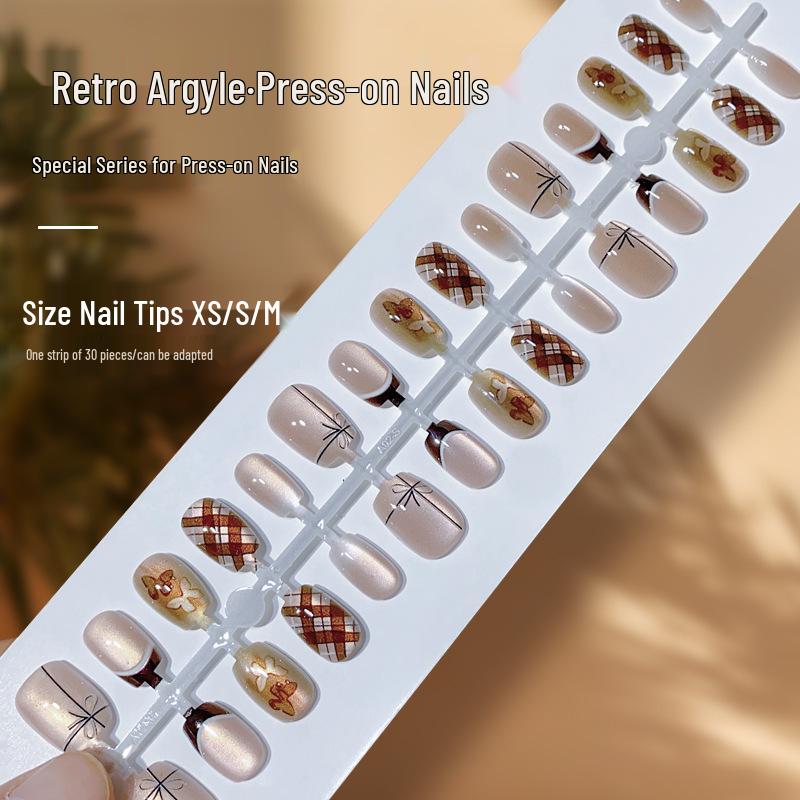 

Трендовые ретро ногти-бабочки кошачий глаз, накладные ногти с преппи клеткой и бантом – универсальные патчи для накладных ногтей