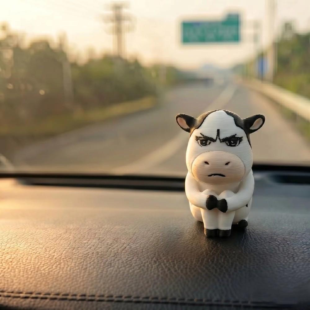 Straw Hat Weirdly Cow Figurine Decorative Dashboard Ornament Desk Decor Figurine Desk Decoration