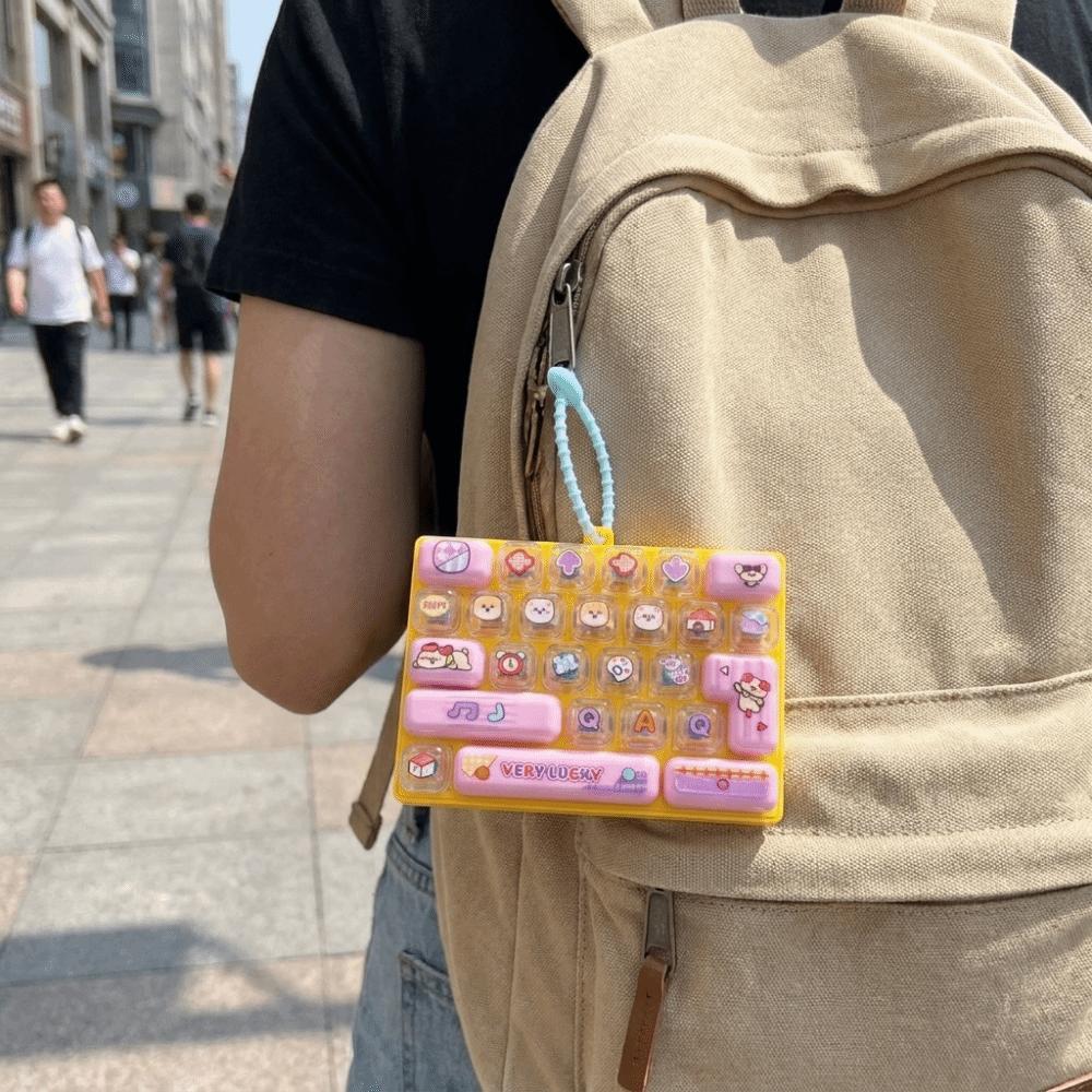 Mini Keyboard Mechanical Keyboard Pendant Simulation Keyboard Keycap Clicker Desk Ornament