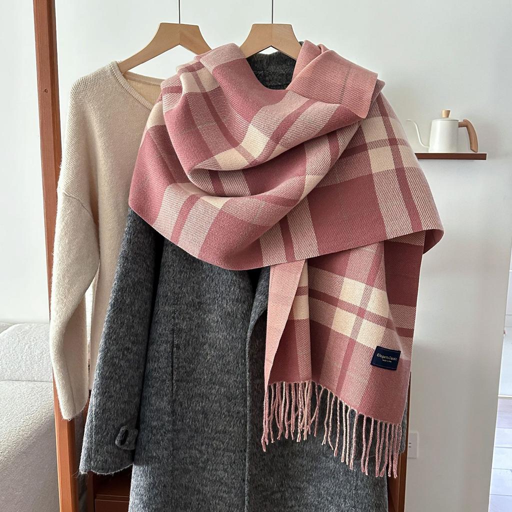 Autumn and Winter Retro Atmosphere Warm Scarf Women's Shawl Versatile Commuting Tassel Fine Sand Imitation Cashmere Scarf