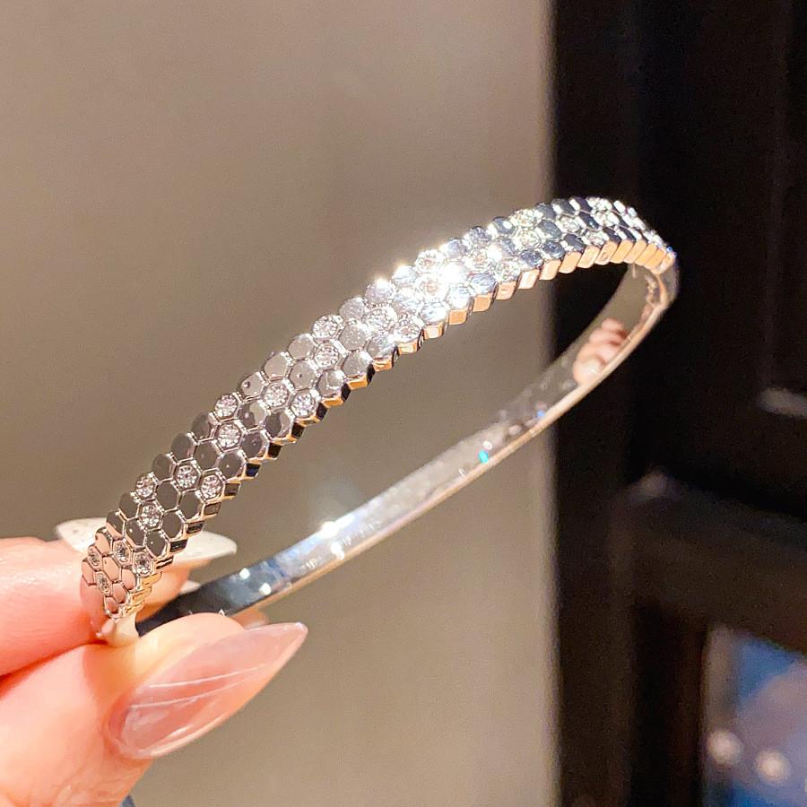 Bracciale Geometrico Esagonale in Zirconia Argento Rame con Stile Lussuoso alla Moda per l'Uso Quotidiano