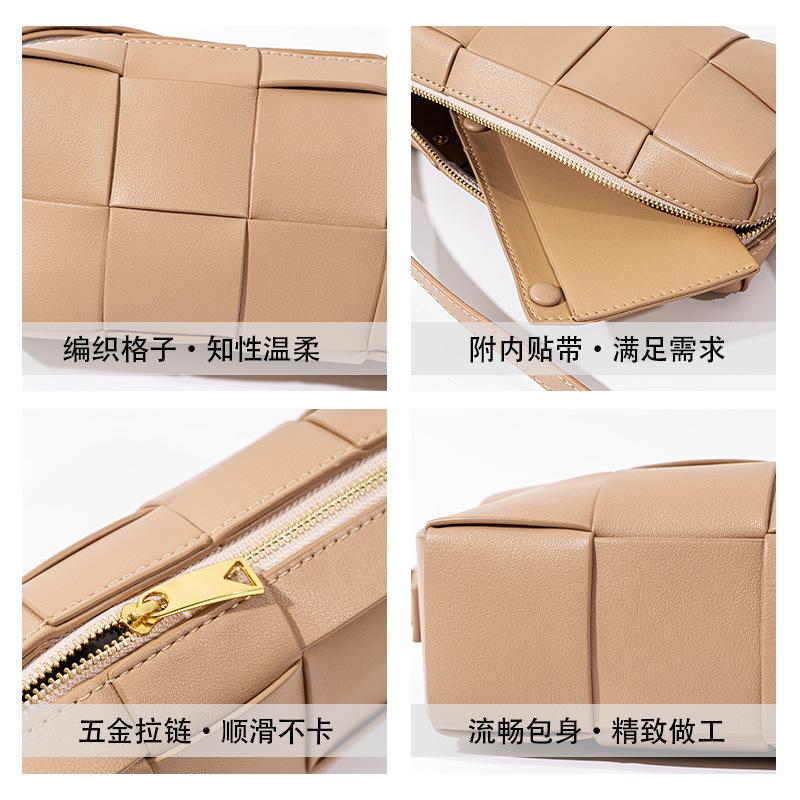 Bolso versátil de cuero para mujer, bolso cuadrado pequeño tejido a cuadros, bolso bandolera 2025 nuevo, bolso de hombro tejido de alta gama