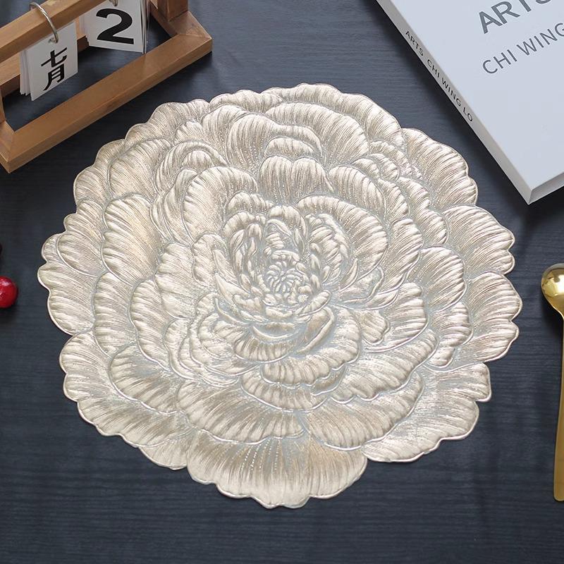 

Nordic Style Decorative PVC Table Mat - Soft, Anti-Scald, Round Placemat for Vases or Cups