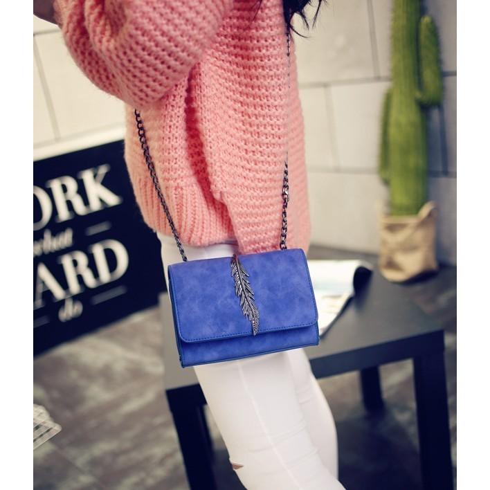 Elegant Women Ladies Leather Shoulder Bag With Classic Timeless Design And Versatile Appeal