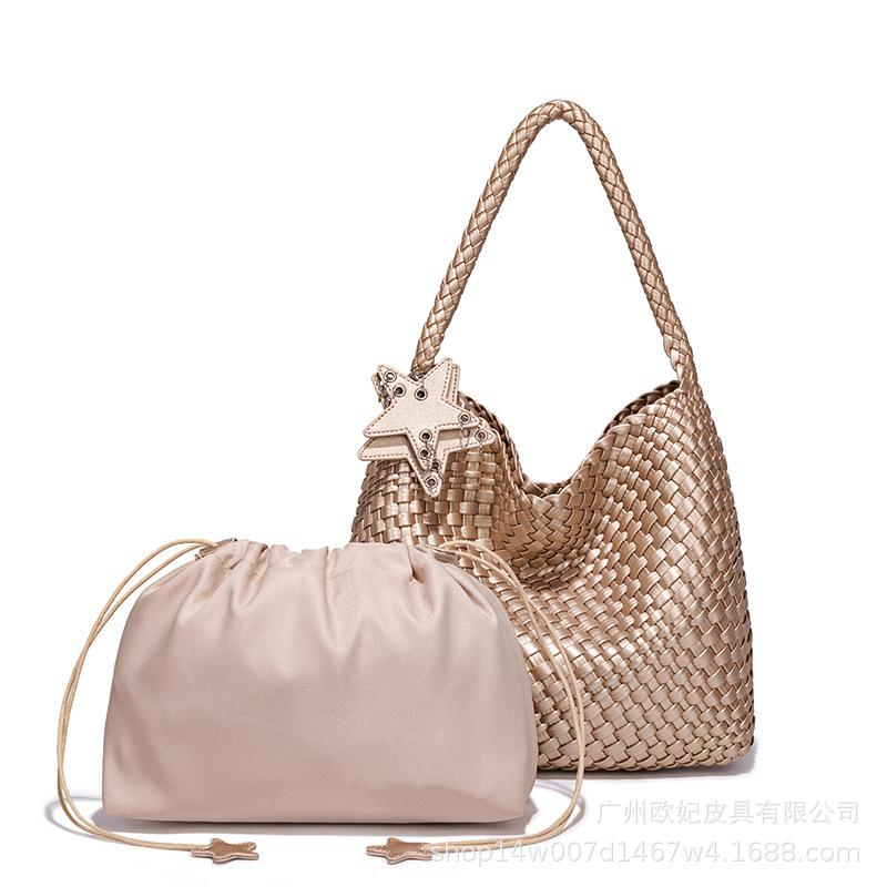 

New Medium Handmade Woven Bag Tote Bag Women s High Grade Sensation Handbill Shoulder Bag Large Capacity