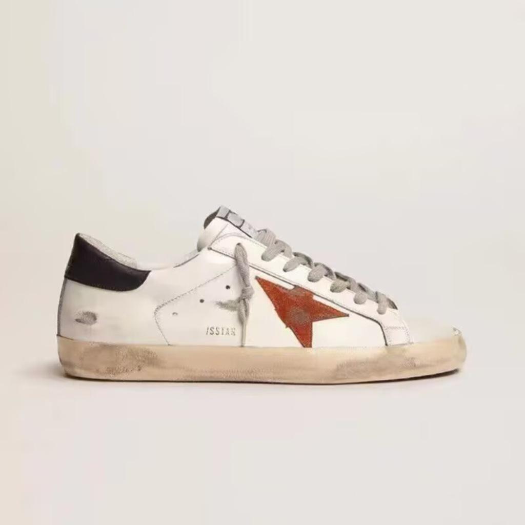 Unisex Retro Distressed White Shoes: Versatile, Height-Enhancing Korean GG Star Design