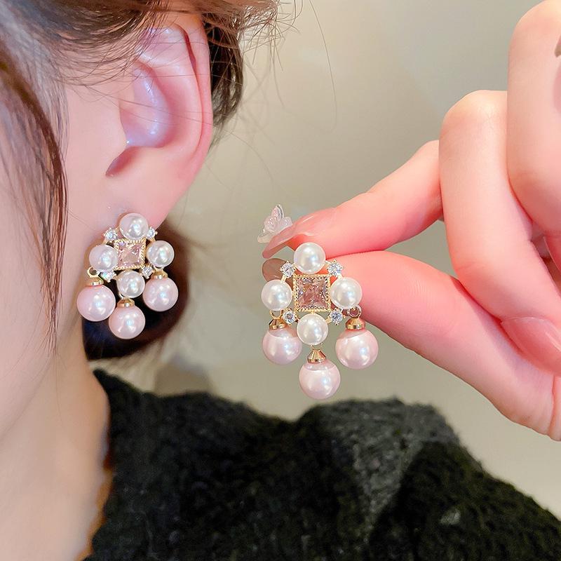 Real Gold-Plated Silver Needle Heart-Shaped Freshwater Pearl Earrings, Vintage Chinese Style