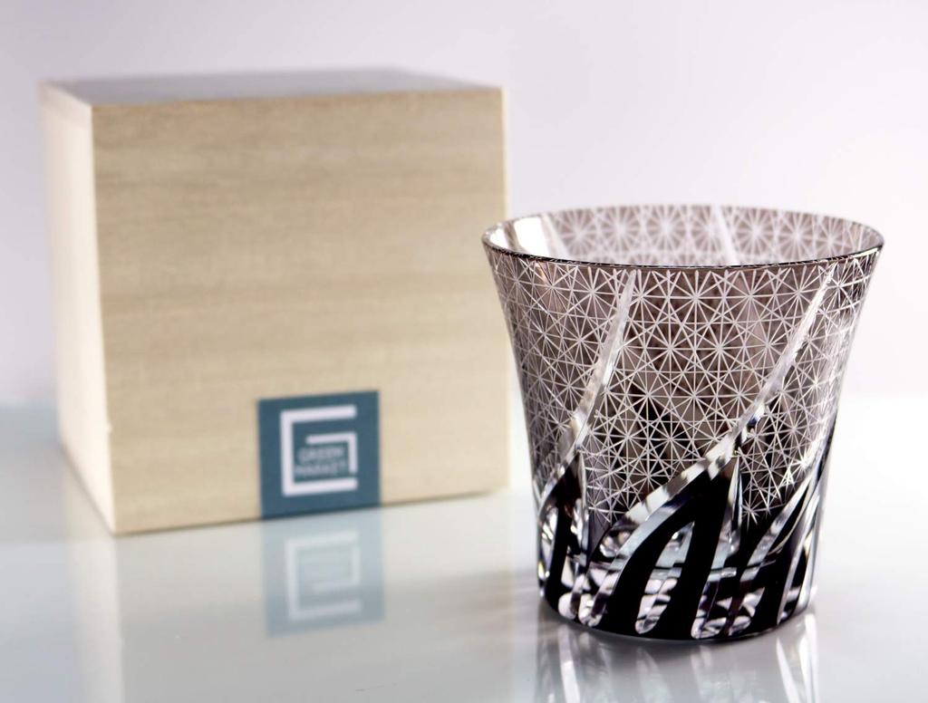 GREEM MARKET Crafts with wooden box Glasswork Kiriko Glass Cup Shochu glass Rocks glass Black Chrysanthemum connection Product GMS01856 number