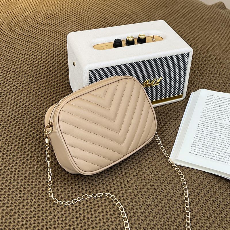 Rhombus Embroidery Thread Bag Women's New Retro Women's Bag Chain Messenger Bag Fashionable and Simple Small Square Bag