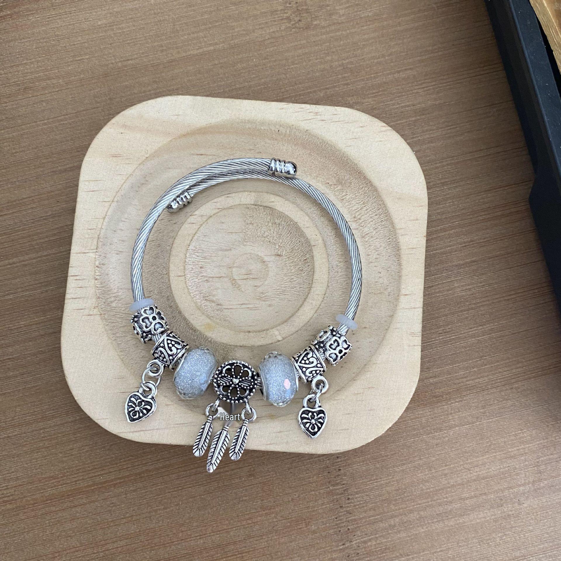 Женский трансграничный браслет из бусин Panjia Dora DIY - Титановый браслет из нержавеющей стали, Универсальное украшение в стиле легкой роскоши.