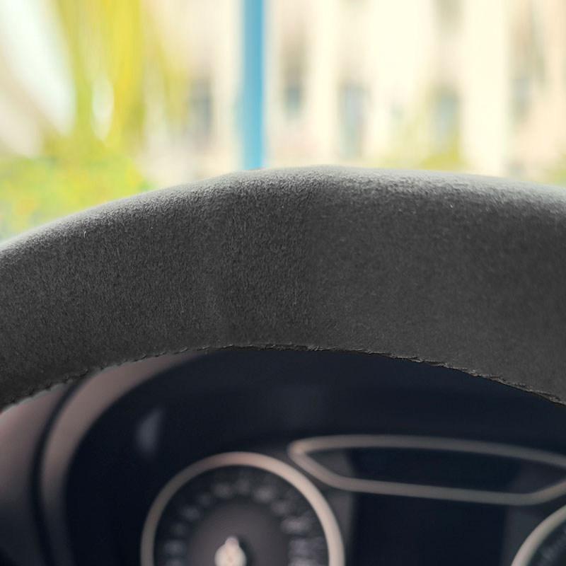 Black Suede leather For Jeep Renegade 2016 2017 2018  Car DIY ized Interior Accessories Steering Wheel Cover Trim