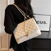 Quilted Large Chain Shoulder Bags For Women  Trend Designer Crossbody Bags PU Leather Ladies Handbags Black White