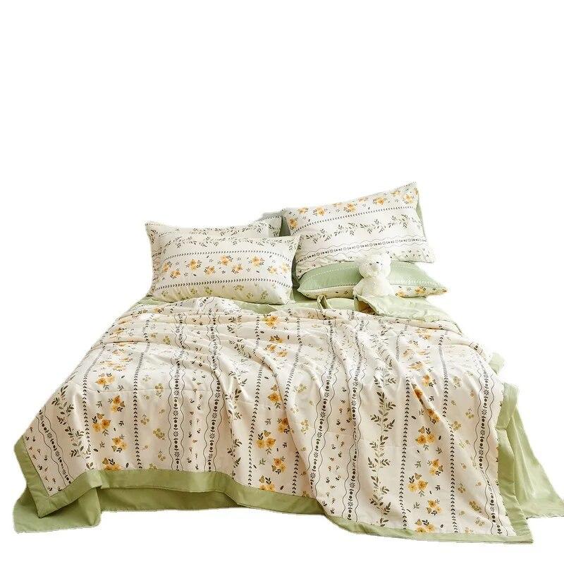 Summer Thin Cool Quilt Bedding Home Textiles Children Student Dormitory Cartoon Soft Comfortable Blanket Air-conditioning Quilt