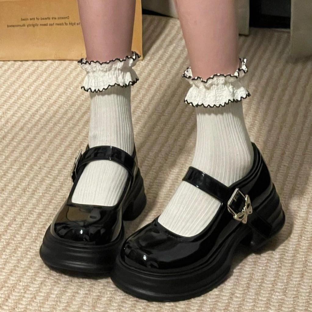 

Muffin bottom shallow mouth round head single shoes Mary Jane single shoes leather shoes white Mary Jane shoes sweet 35 чорний