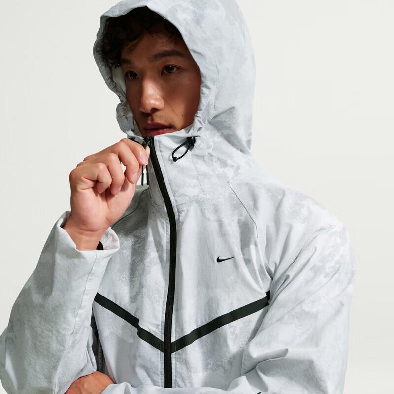 Nike Men's Hooded Woven Casual Jacket