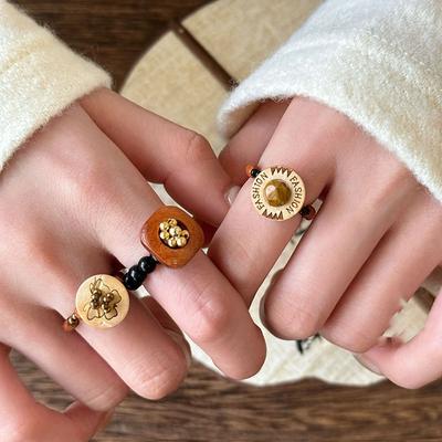 Butterfly Wooden Beaded Elastic Ring, Retro Niche High-end Index Finger Ring, Light Luxury and Versatile Temperament Jewelry
