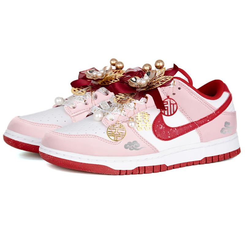 Nike Dunk Nike Wedding Shoes Couple Low top Skateboard Shoes Unisex Pink CU1727-100(Team562-)