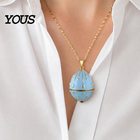 Beautiful Women Necklace Openable Oval Pendant Necklace, Dainty Birth Flower January To December Month Birthday Gift for Mom Wife