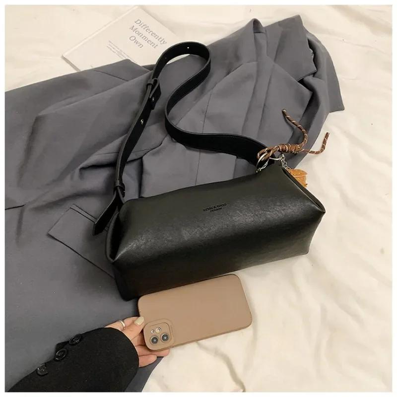 Monochromatic PU Shoulder Bag with Zipper for Women All-purpose Crossbody Bags Feminine Fashion